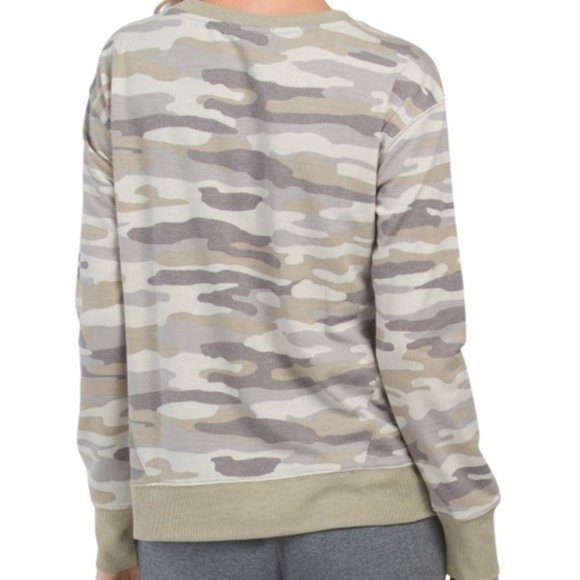 C&C California Alexa Camo Sweatshirt Crew Neck Top Green Gray Tan Size 1X NEW - Picture 2 of 6